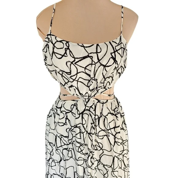 ASTR Black and White Sanger Maxi Dress Sz S - Picture 4 of 11